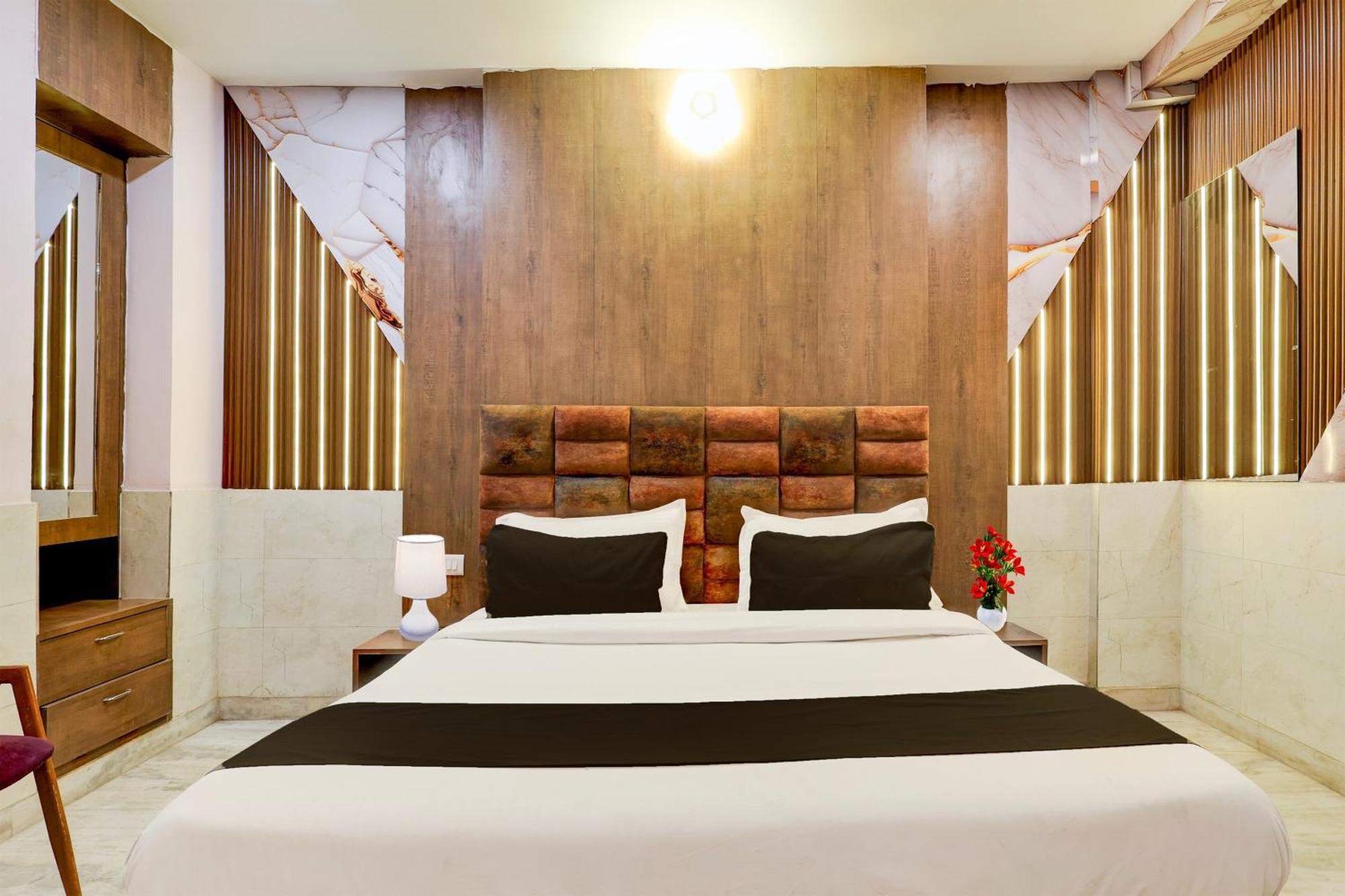 Super Hotel O Alipur Narela Екстер'єр фото