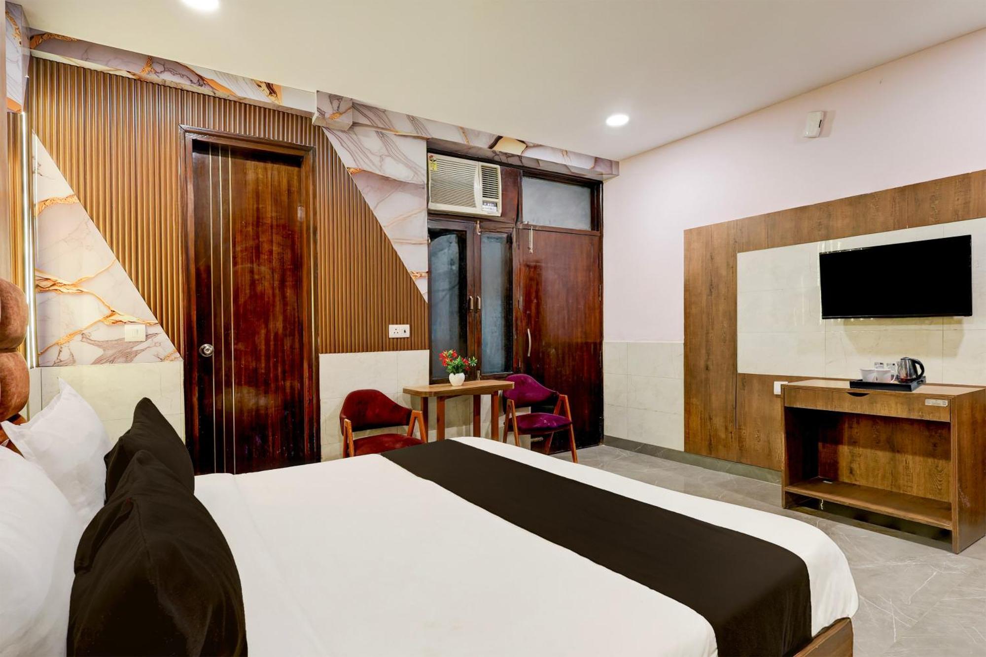 Super Hotel O Alipur Narela Екстер'єр фото